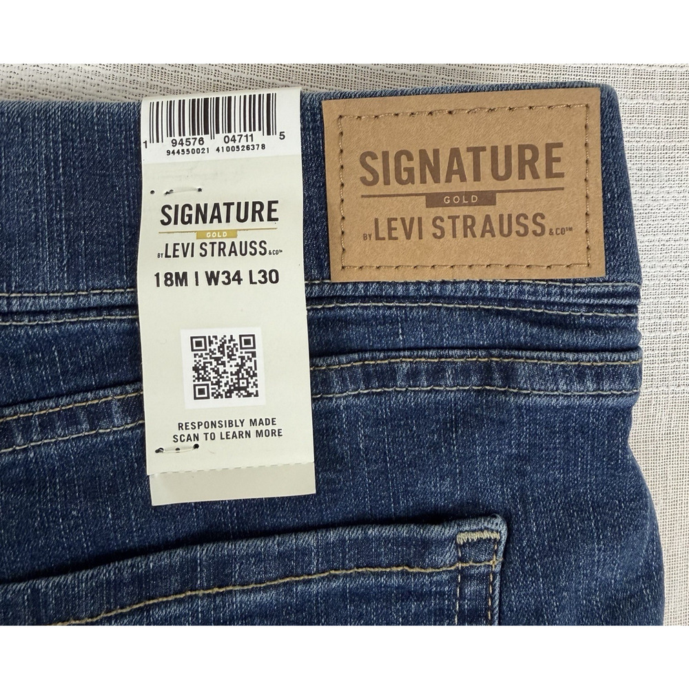 Signature Levi Strauss Gold Label Women's Sz 18M Jeans Totally Shaping Pull-On - Picture 3 of 10